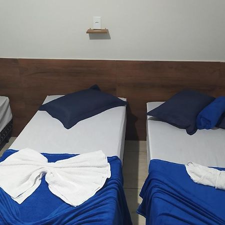 Pousada Quarto Com Frigobar,Ar E Garagem Gratuita 아파레시다 외부 사진